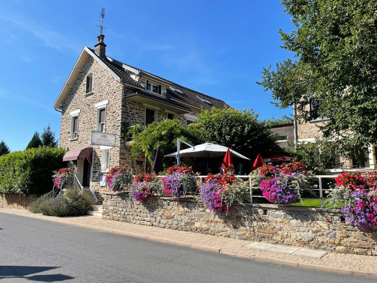 La Maison Charmante D'Elisabeth Saint-Ybard Exteriér fotografie
